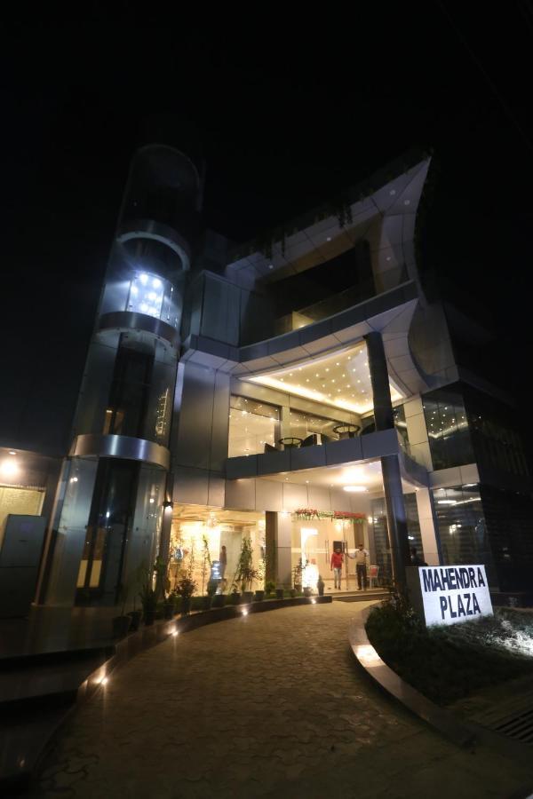 Hotel Mahendra Plaza Hardoī エクステリア 写真