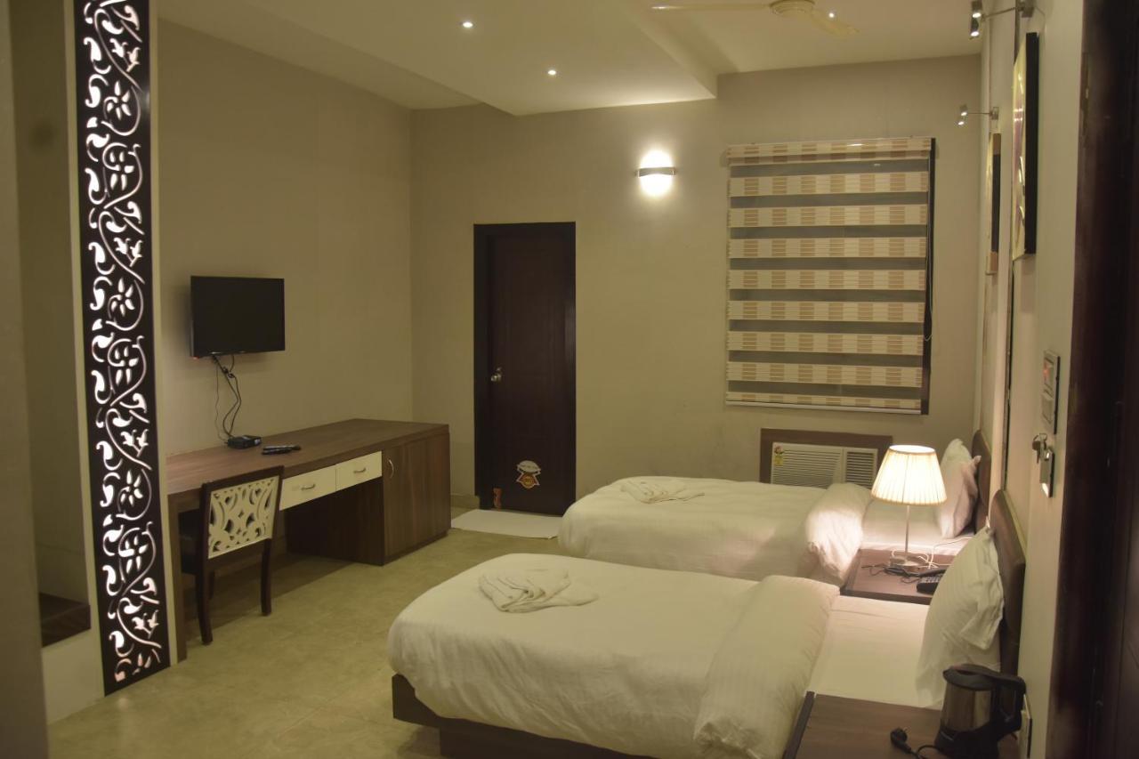 Hotel Mahendra Plaza Hardoī エクステリア 写真